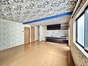 吉川市中央、中古一戸建ての画像です