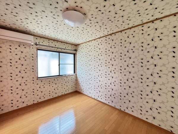 吉川市中央、中古一戸建ての画像です