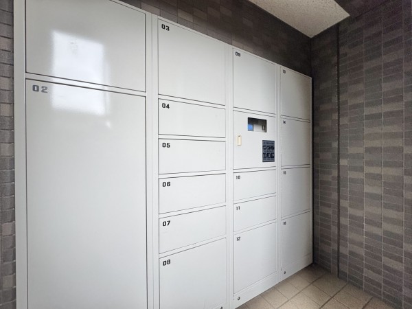 吉川市大字保、マンションの画像です