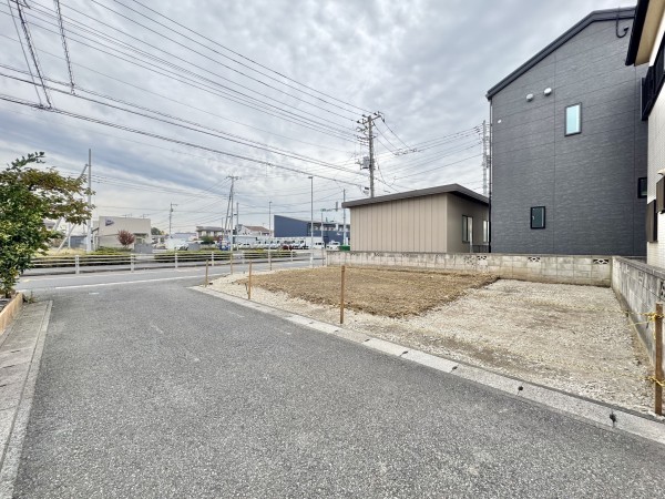 吉川市栄町、新築一戸建ての画像です