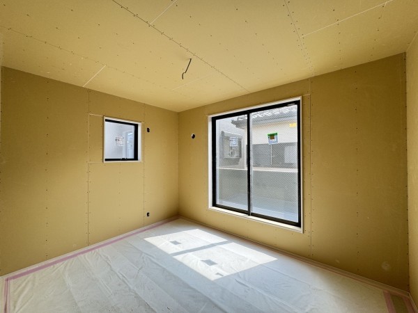 吉川市栄町、新築一戸建ての寝室画像です