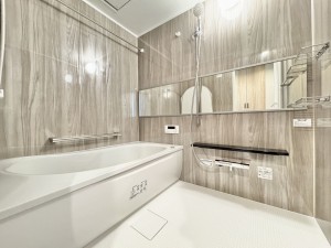 吉川市きよみ野、マンションの画像です