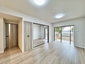 吉川市きよみ野、マンションの画像です