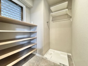 吉川市きよみ野、マンションの画像です