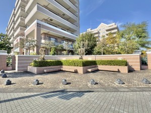 吉川市きよみ野、マンションの画像です