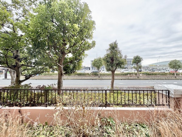 吉川市きよみ野、マンションの画像です