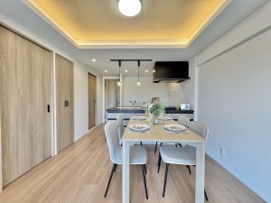 三郷市早稲田、マンションの画像です