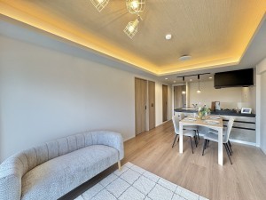 三郷市早稲田、マンションの画像です