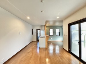 三郷市戸ケ崎、中古一戸建ての画像です