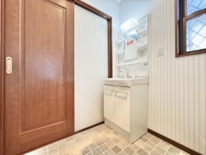 三郷市戸ケ崎、中古一戸建ての画像です