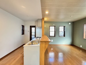 三郷市戸ケ崎、中古一戸建ての画像です