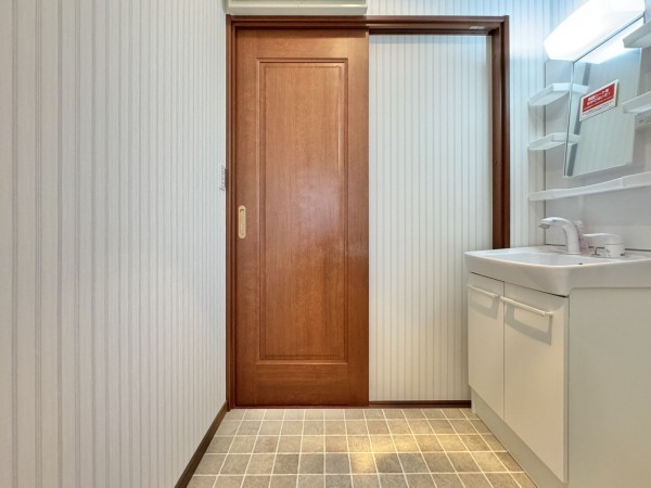 三郷市戸ケ崎、中古一戸建ての画像です