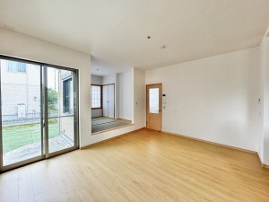 吉川市美南、中古一戸建ての画像です