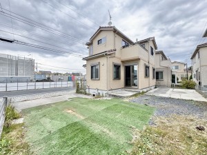 吉川市美南、中古一戸建ての画像です