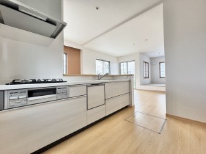 吉川市美南、中古一戸建ての画像です