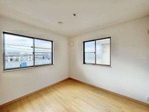 吉川市美南、中古一戸建ての画像です