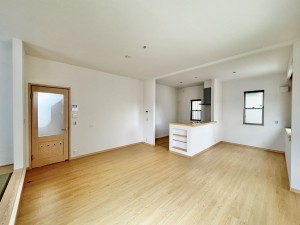 吉川市美南、中古一戸建ての画像です