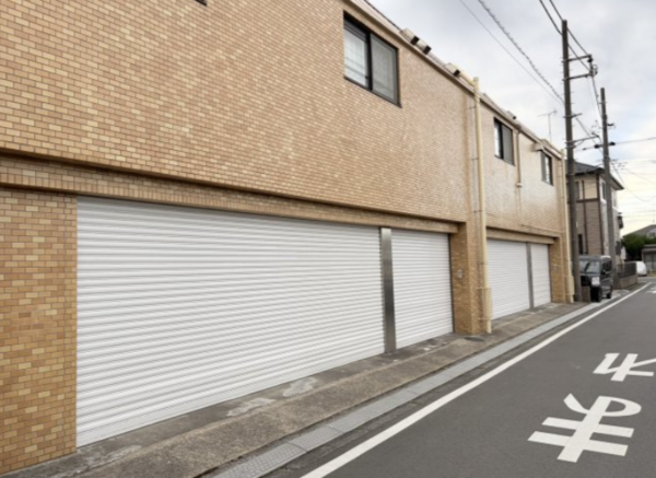 三郷市早稲田、マンションの画像です