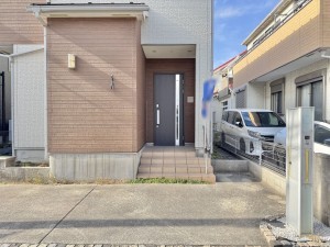 三郷市彦野、中古一戸建ての画像です