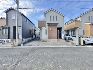 三郷市彦野、中古一戸建ての画像です