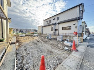 吉川市中曽根、新築一戸建ての画像です
