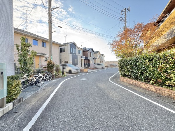 吉川市美南、中古一戸建ての画像です