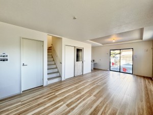 吉川市道庭、新築一戸建ての画像です