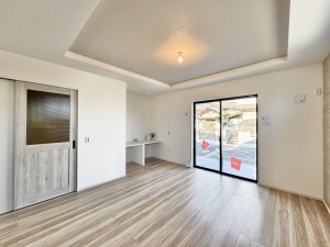 吉川市道庭、新築一戸建ての画像です