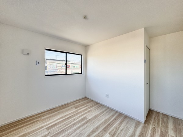 吉川市道庭、新築一戸建ての画像です