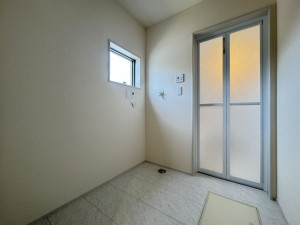三郷市早稲田、新築一戸建ての画像です
