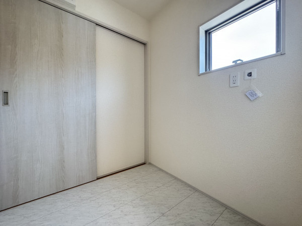 三郷市早稲田、新築一戸建ての画像です