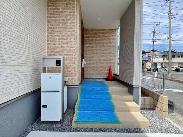 三郷市早稲田、新築一戸建ての画像です