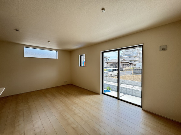 三郷市早稲田、新築一戸建ての画像です