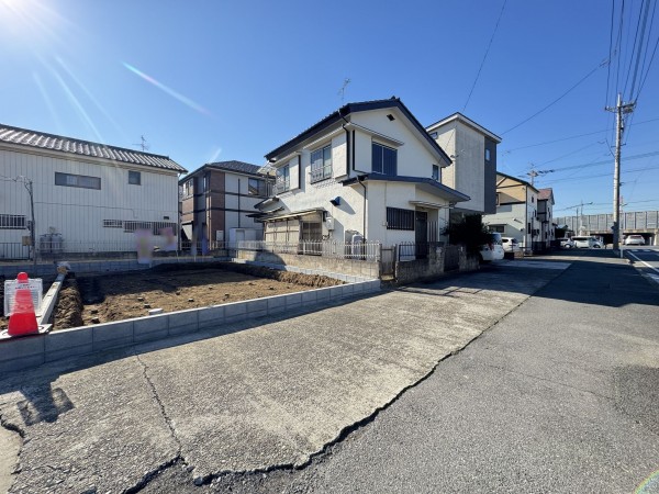 三郷市早稲田、新築一戸建ての画像です