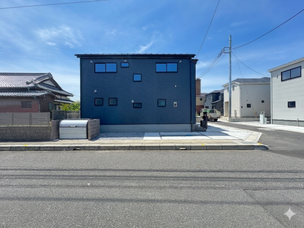 三郷市彦糸、新築一戸建ての画像です
