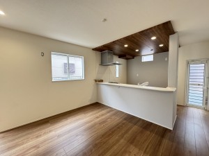 吉川市吉川、新築一戸建ての画像です