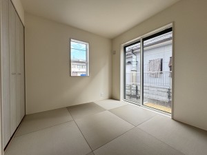 吉川市吉川、新築一戸建ての画像です