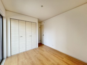 吉川市中曽根、中古一戸建ての画像です