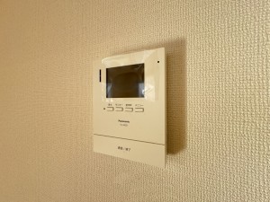 吉川市中曽根、中古一戸建ての画像です