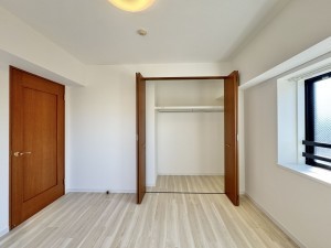 吉川市大字保、マンションの画像です