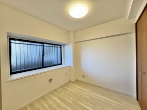 吉川市大字保、マンションの画像です