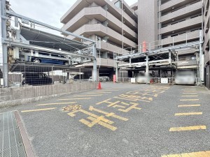 吉川市大字保、マンションの画像です