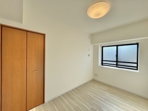 吉川市大字保、マンションの画像です