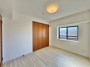 吉川市大字保、マンションの画像です