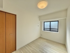 吉川市大字保、マンションの画像です