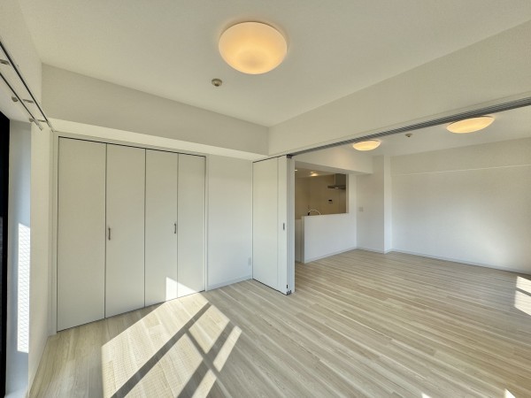 吉川市大字保、マンションの画像です