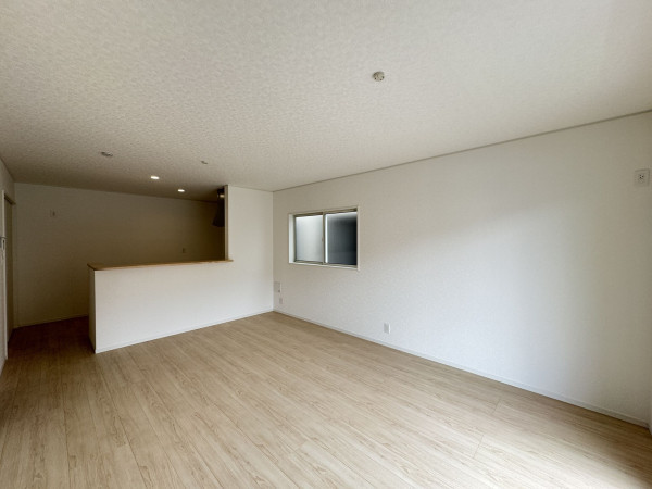 三郷市早稲田、新築一戸建ての画像です