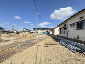吉川市中曽根、新築一戸建ての画像です