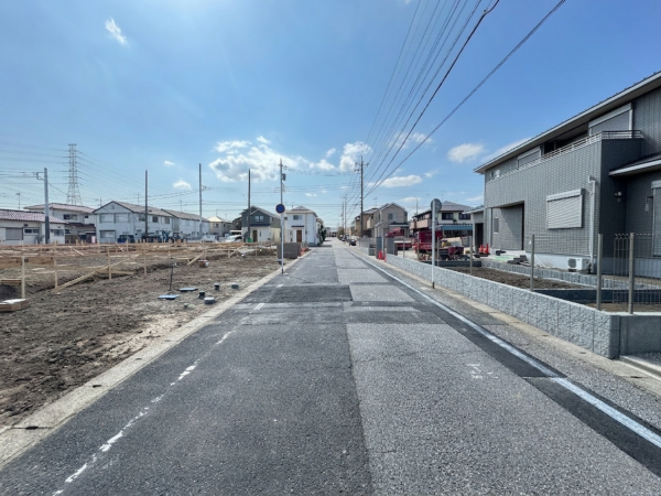 吉川市中曽根、新築一戸建ての画像です