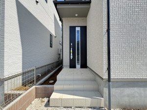 吉川市中曽根、新築一戸建ての外観画像です